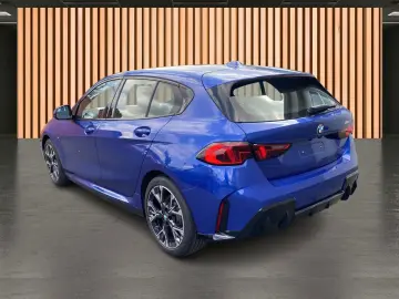 BMW 120 iA M Sport neues Modell Cockpit Plus Kamera