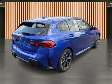 BMW 120 iA M Sport neues Modell Cockpit Plus Kamera