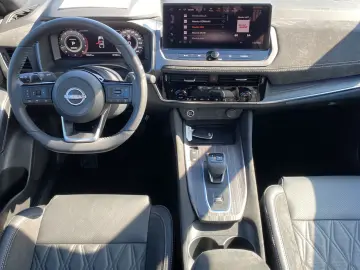 NISSAN Qashqai Facelift 1.3 DIG-T Tekna  BOSE Pano