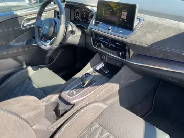 NISSAN Qashqai Facelift 1.3 DIG-T Tekna  BOSE Pano