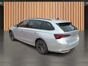 SKODA Octavia 2.0 TDI DSG Selection Tour HeadUp Canton