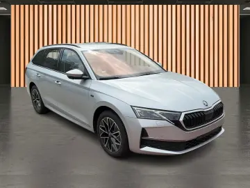 SKODA Octavia 2.0 TDI DSG Selection Tour HeadUp Canton