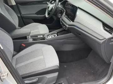 SKODA Octavia 2.0 TDI DSG Selection Tour HeadUp Canton
