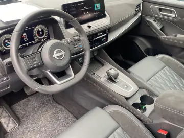NISSAN Qashqai Facelift 1.3 DIG-T Tekna  BOSE Pano