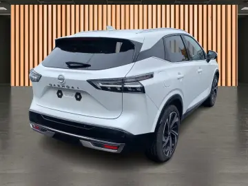 NISSAN Qashqai Facelift 1.3 DIG-T Tekna  BOSE Pano