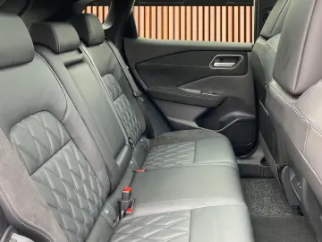 NISSAN Qashqai Facelift 1.3 DIG-T Tekna  BOSE Pano
