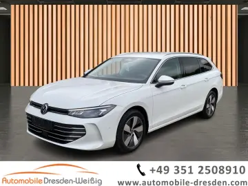 VW Passat Variant 1.5 eTSI MHEV DSG Massage KeyGo N