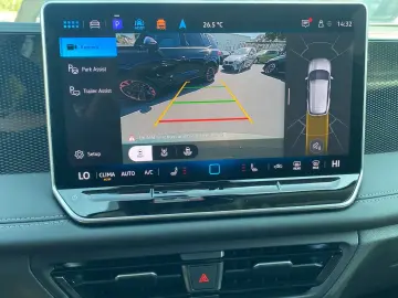 VW Tiguan 1.5 eTSI Life LED  Navi Akustikglas