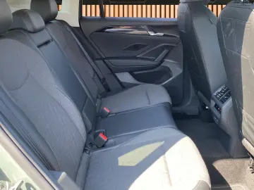 VW Tiguan 1.5 eTSI Life LED  Navi Akustikglas