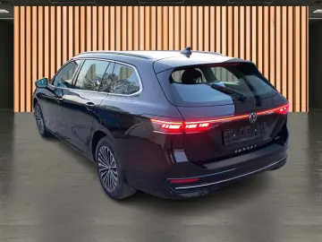 VW Passat Variant 1.5 eTSI DSG neue Modell Elegance