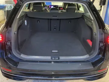 VW Passat Variant 1.5 eTSI DSG neue Modell Elegance
