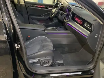 VW Passat Variant 1.5 eTSI DSG neue Modell Elegance