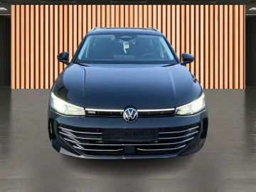 VW Passat Variant 1.5 eTSI DSG neue Modell Elegance