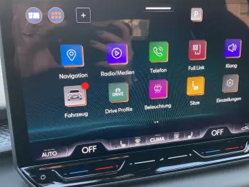 CUPRA Terramar 1.5 eTSI mHEV HeadUp 360Grad ACC