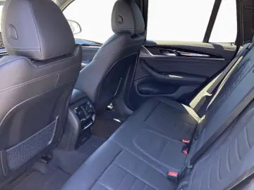BMW X3 M40i Laser DA 360  HUD Sthz Pano MEM