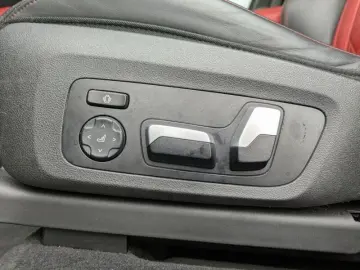 BMW X3 M40i Laser. AHK. Glasdach. H&K. Akustik.