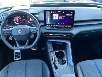 CUPRA Terramar 1.5 eTSI DSG HeadUp Keyless 360Grad