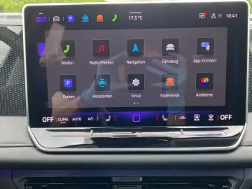 VW Tiguan 1.5 eTSI DSG Goal IQ Light Navi 360Grad