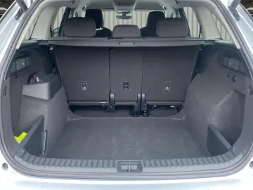 SKODA Kodiaq 1.5 TSI DSG Selection Navi ACC Matrix
