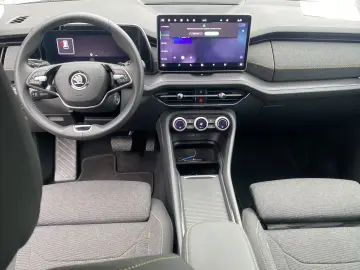 SKODA Kodiaq 1.5 TSI DSG Selection Navi ACC Matrix