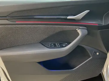 SKODA Kodiaq 1.5 TSI DSG Selection Navi ACC Kamera