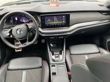 SKODA Octavia Combi 2.0 TSI DSG RS Navi HeadUp Pano