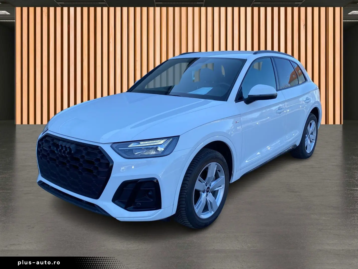 AUDI Q5 40 TDI quattro S line Navi ACC Kamera AHK