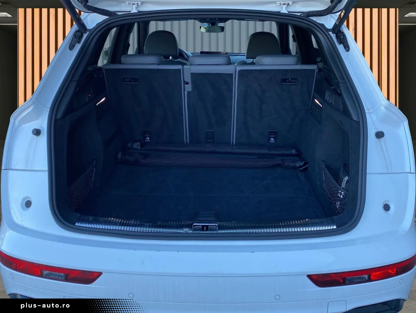 AUDI Q5 40 TDI quattro S line Navi ACC Kamera AHK