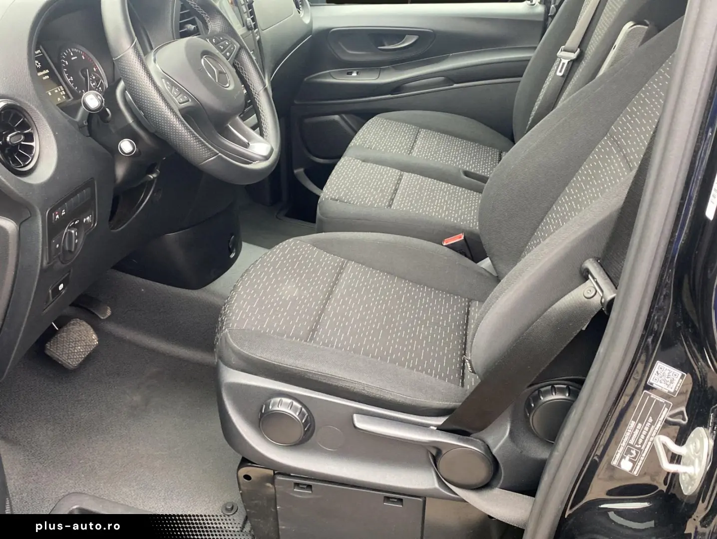 MERCEDES-BENZ Vito 116 CDI Pro lang Automatik 9 Sitze DAB