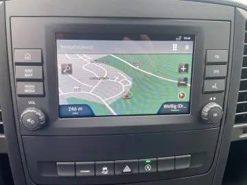MERCEDES-BENZ Vito 116 CDI Pro lang Automatik 9 Sitze DAB