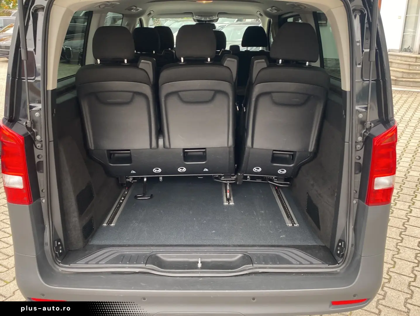 MERCEDES-BENZ Vito 116 CDI Pro lang Automatik 9 Sitze DAB