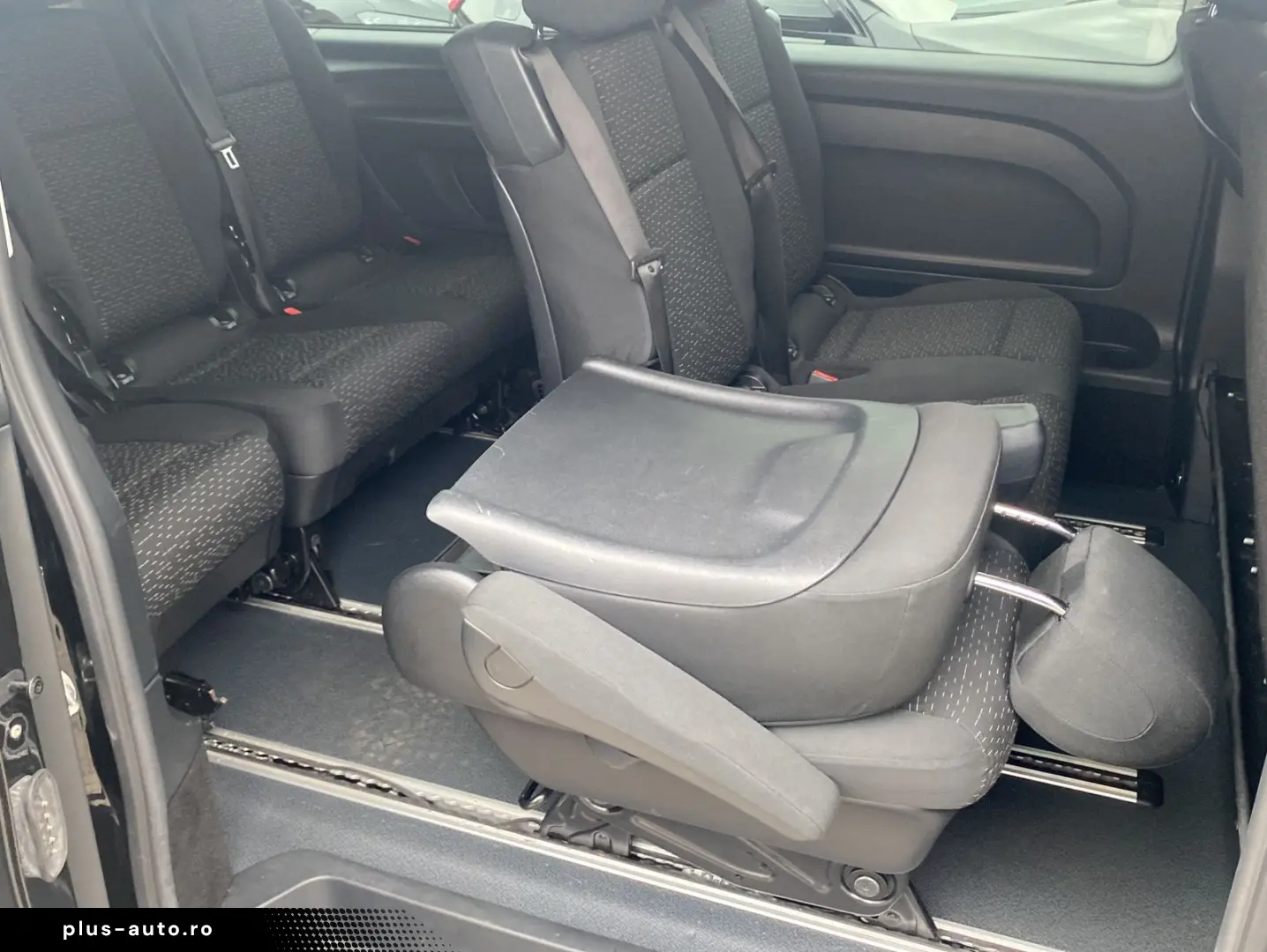MERCEDES-BENZ Vito 116 CDI Pro lang Automatik 9 Sitze DAB