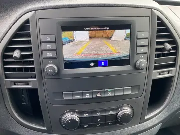 MERCEDES-BENZ Vito 116 CDI Pro lang Automatik 9 Sitze DAB