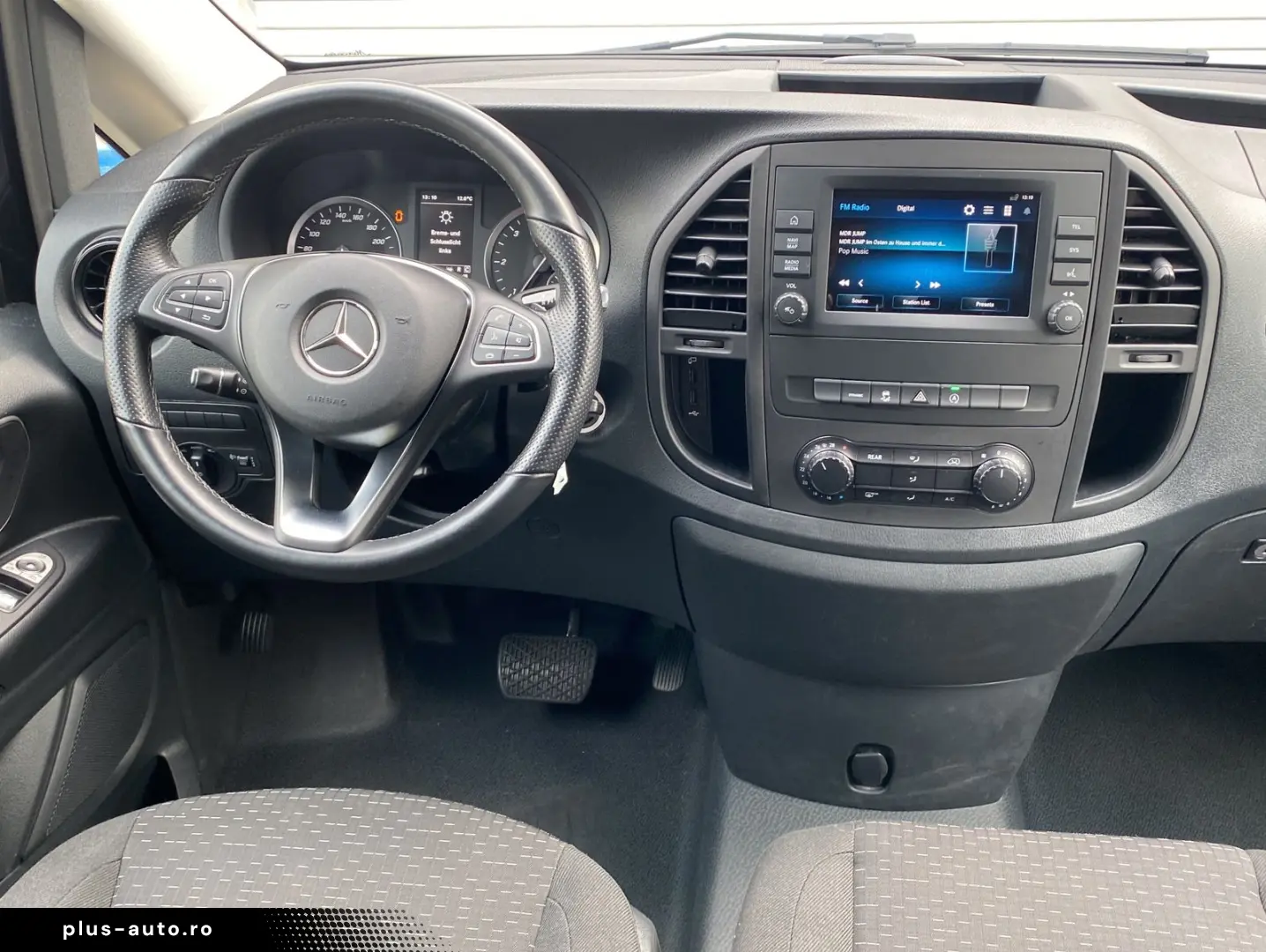 MERCEDES-BENZ Vito 116 CDI Pro lang Automatik 9 Sitze DAB