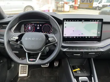 SKODA Octavia 2.0 TSI RS DSG Standheizung Canton Pano