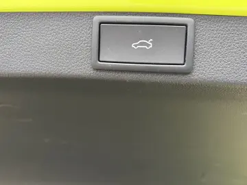 SKODA Octavia 2.0 TSI RS DSG Standheizung Canton Pano