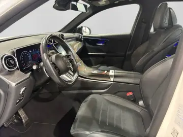 MERCEDES-BENZ GLC 200 4M AMG NIGHT PANO DISTR DIGI-LIGHT