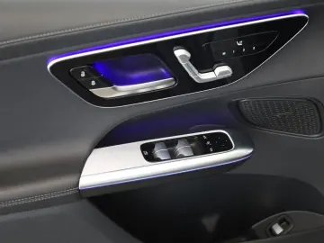 MERCEDES-BENZ GLC 300 4M AMG Premium Plus Pano HUD 360
