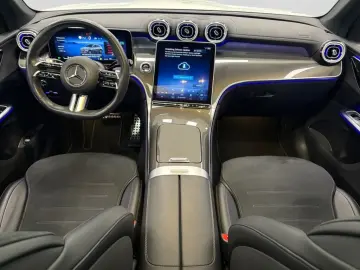 MERCEDES-BENZ GLC 300 4M AMG DISTR PANO 360  MEMORY