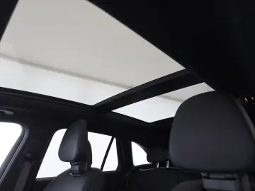 MERCEDES-BENZ GLC 300 4M AMG Pano Burmester Distronic 360