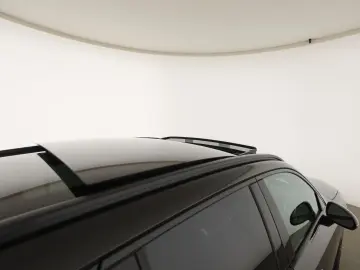 MERCEDES-BENZ GLC 300 4M AMG Pano Burmester Distronic 360