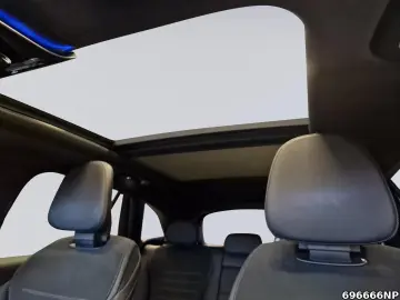MERCEDES-BENZ GLC 300 e 4matic AMG AHK Airmatic Pano 20