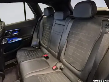 MERCEDES-BENZ GLC 300 e 4matic AMG AHK Airmatic Pano 20