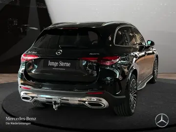 MERCEDES-BENZ GLC 300 4M AMG Adv  Pano AHK Memo