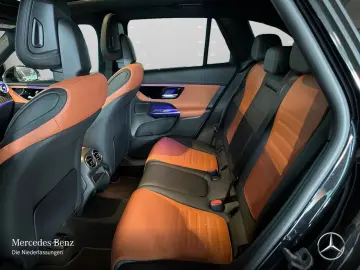 MERCEDES-BENZ GLC 300 4M AMG Adv  Pano AHK Memo