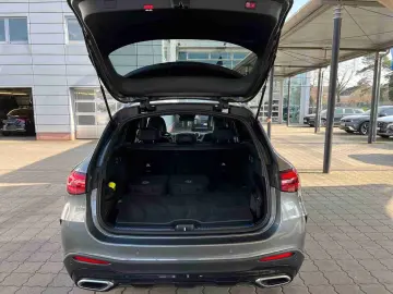 MERCEDES-BENZ GLC 300de 4M AMG Pano Burm.3D 360  DISTR
