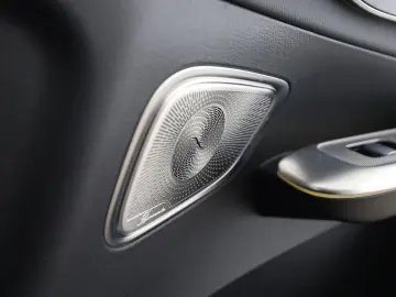 MERCEDES-BENZ GLC 400e 4M AMG Pano Massage HUD 360