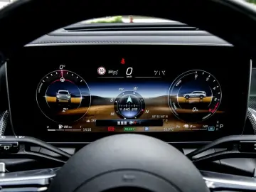 MERCEDES-BENZ GLC 300 e 4M AMG-Sport Pano AHK Burm 360
