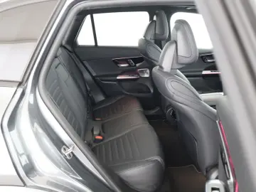 MERCEDES-BENZ GLC 400 e 4M AMG Night Pano HUD Burmester 360