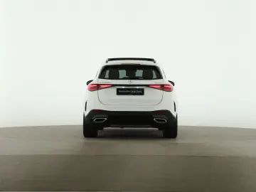 MERCEDES-BENZ GLC 400 e 4M AMG Night Pano AHK HUD Burmester